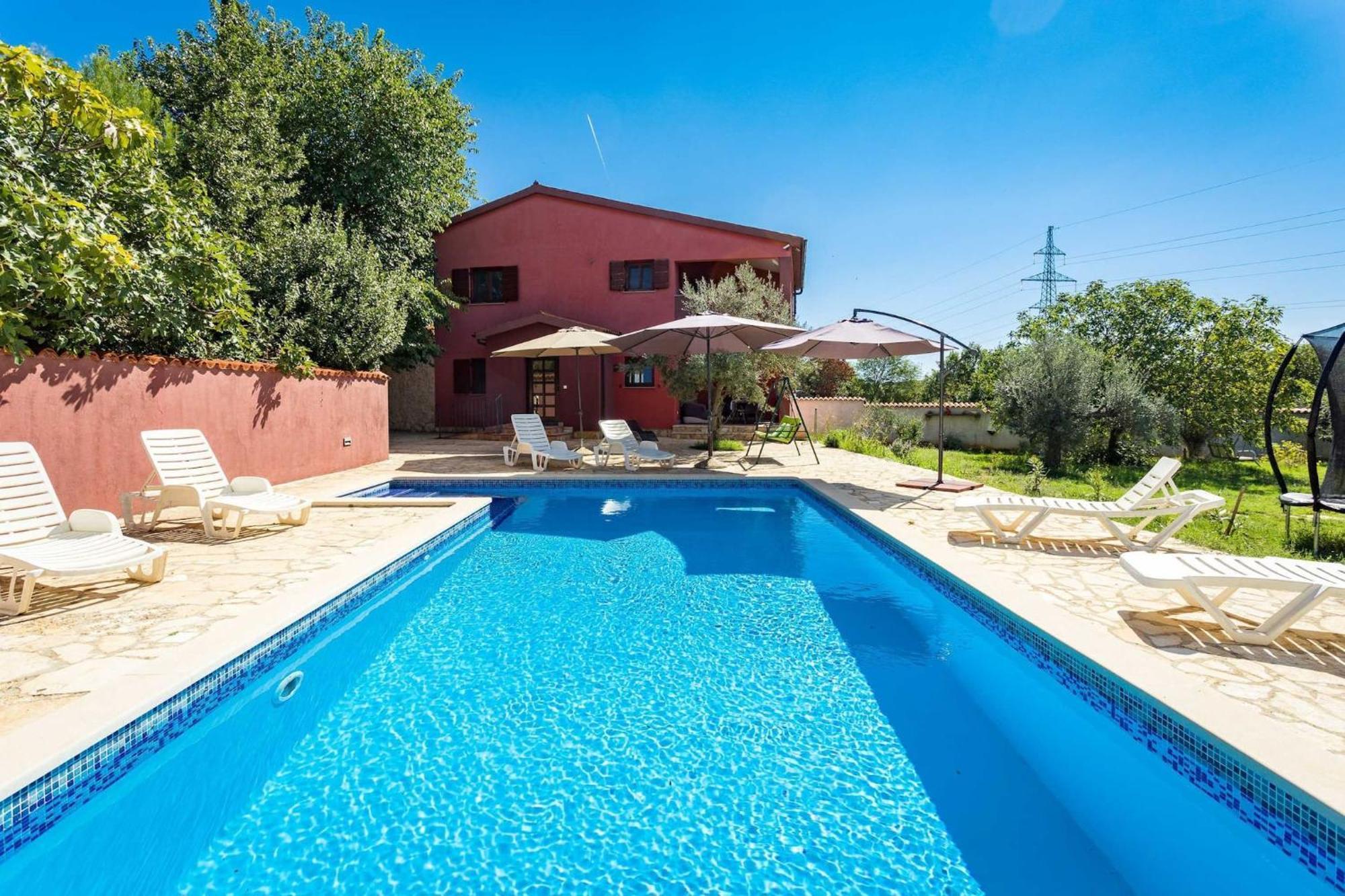 Holiday Home Pina Пула Екстериор снимка